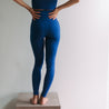 Girlfriend Collective Compressive High Rise Legging Sodalite Blau