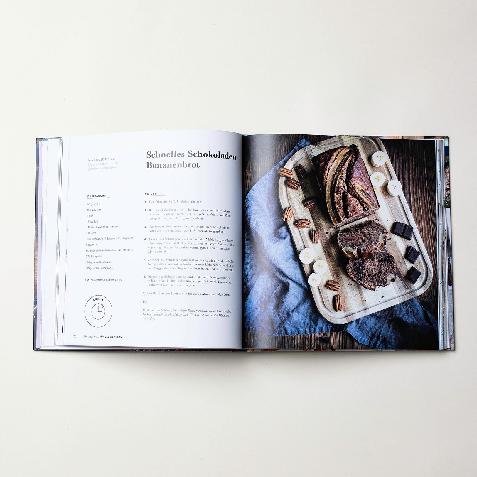 Buch von Callwey "Bananenbrot" "Back dich glücklich". 